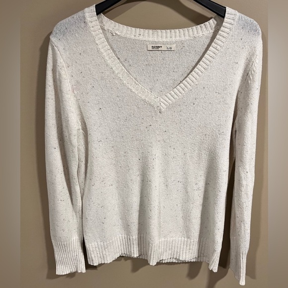 Old Navy Vintage V Neck Basic Pullover Cream Sweater Large Casual Cozy Winter - Picture 2 of 9